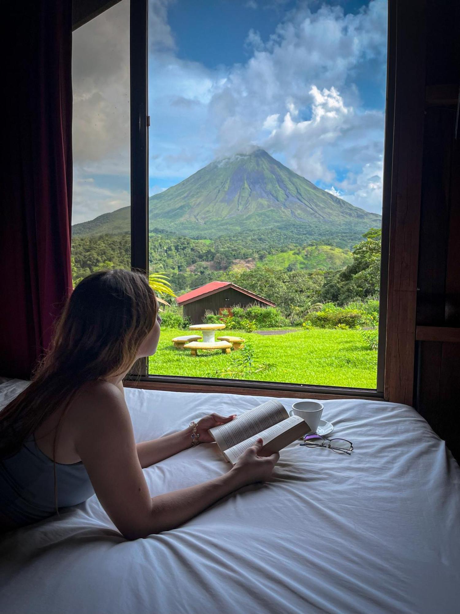 Arenal Roca Lodge & Bungalows La Fortuna ภายนอก รูปภาพ