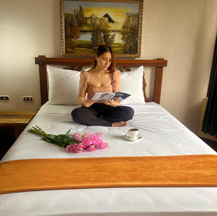 Arenal Roca Lodge & Bungalows La Fortuna ภายนอก รูปภาพ