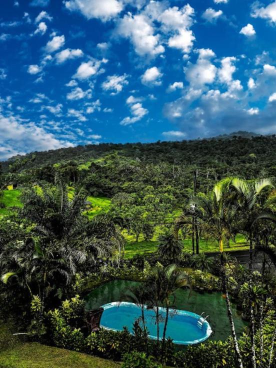 Arenal Roca Lodge & Bungalows La Fortuna ภายนอก รูปภาพ