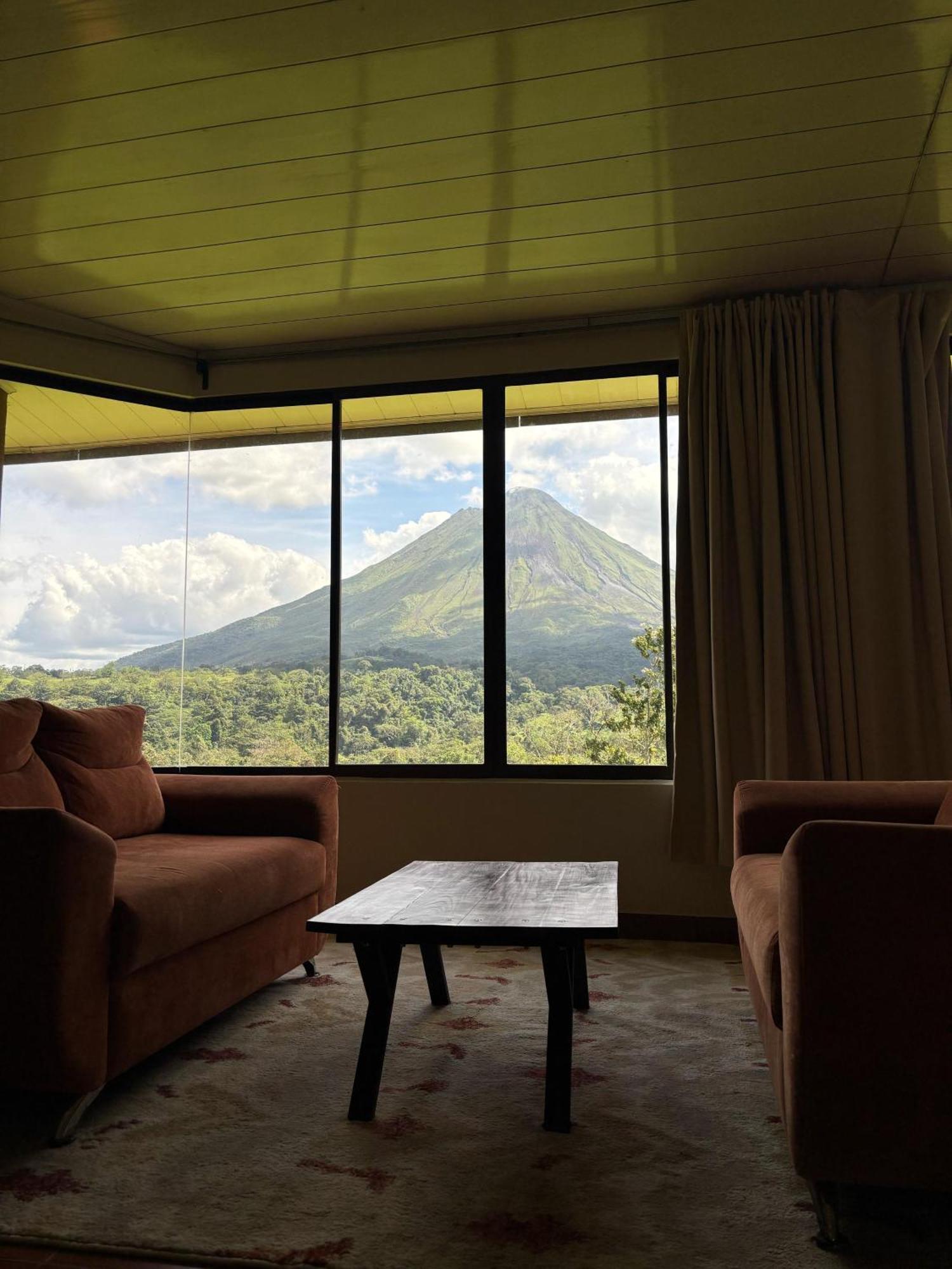 Arenal Roca Lodge & Bungalows La Fortuna ภายนอก รูปภาพ